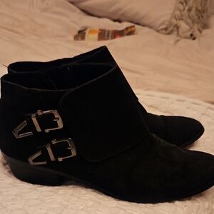 Stylish Black Ankle Boots Size 10